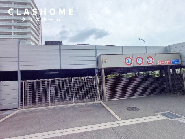 グランフォーリアの駐車場