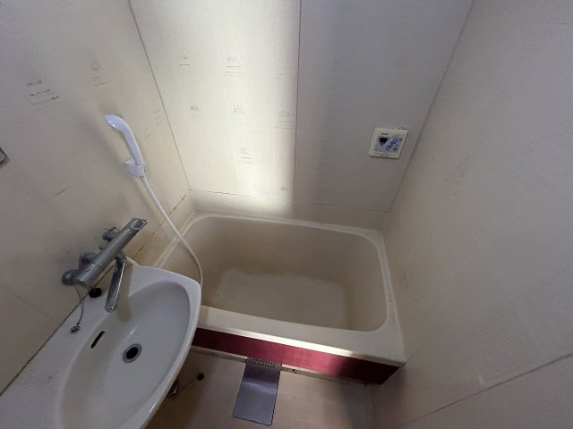 和光ハイツの浴室