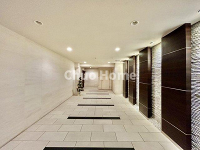 【エントランス】 | グラントレゾール駒形 | エントランス