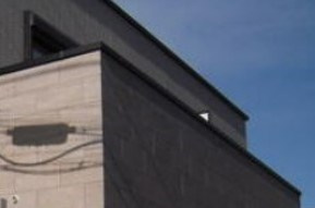 ユーフラットのバルコニー