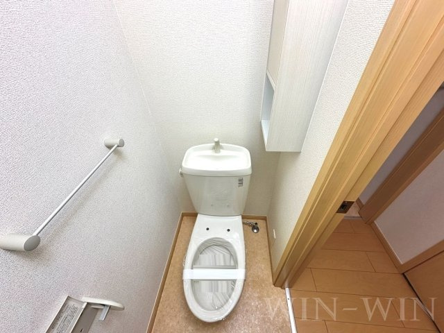 豊橋市小松町のアパートのトイレ|イメージ（同建物内別部屋の写真です）