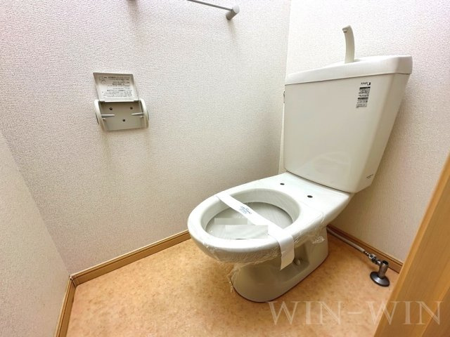 豊橋市小松町のアパートのトイレ|イメージ（同建物内別部屋の写真です）