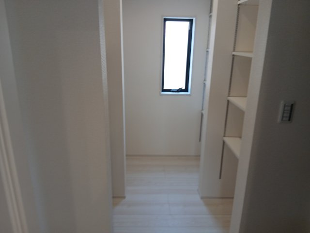 【前面道路含む現地写真】 | リーブルガーデン．S　深谷岡里第２　 | 現地前面道路（2025年12月15日）撮影