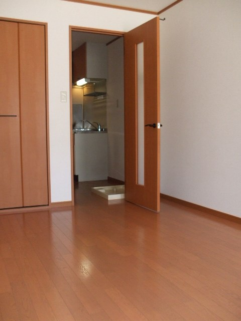 フレア・プランドールBの居間・リビング