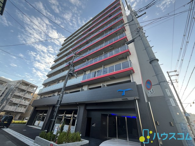 セレニテ江坂エクラ