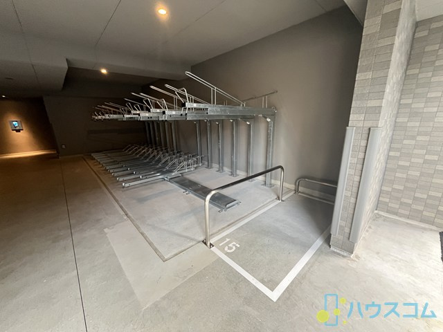 WORVE吹田江坂の駐車場