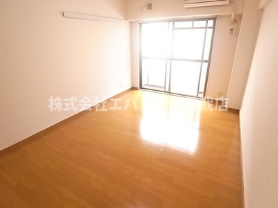 【居間・リビング】 | 水野ビル | ゆったりとした居間です