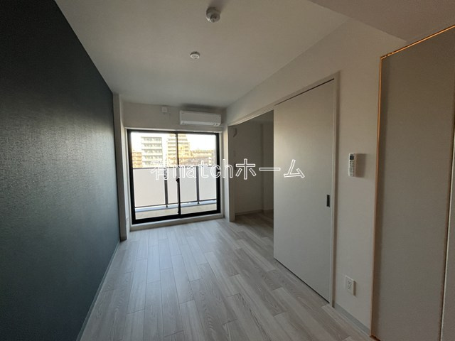 WORVE吹田江坂の居間・リビング