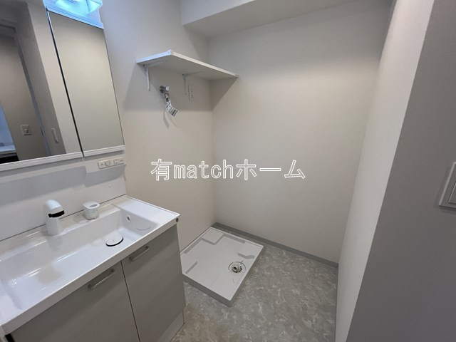 WORVE吹田江坂の洗面所