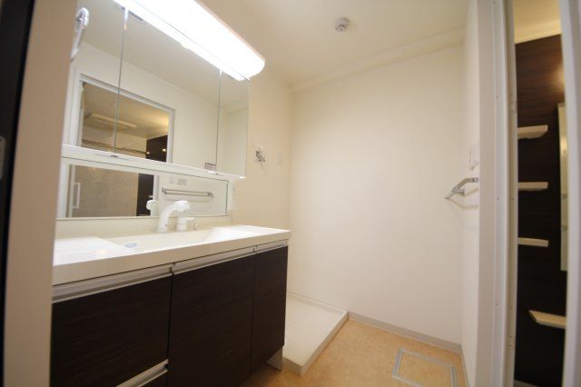 アイエフコート甲子園の洗面所