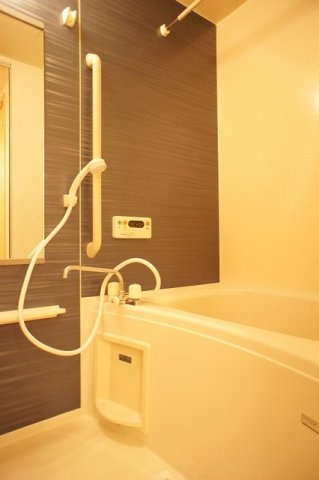 ぱしむ　ふろーりらの浴室