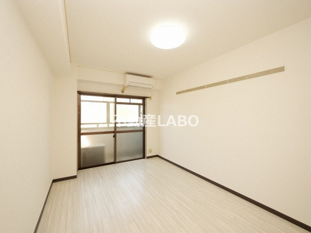 ノエルコートの居間・リビング