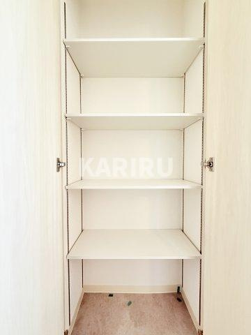 ピレーネ焼野の収納