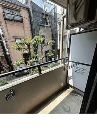 【バルコニー】