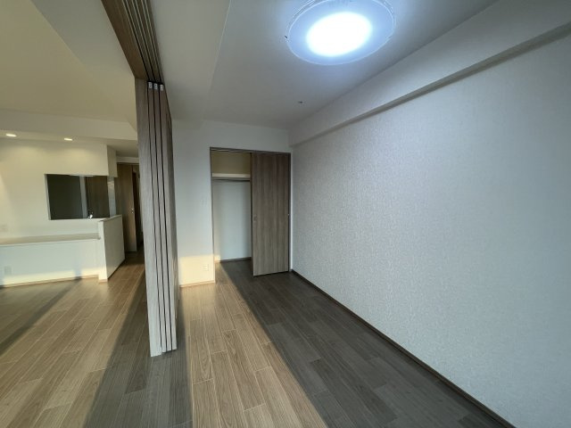 プレジオ永和ASIANの洋室