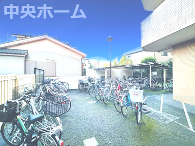 【駐車場】 | コスモ金町ガーデンコート | 【自転車置き場】最新の空き状況や費用などの詳細は担当スタッフまでお問い合わせください。