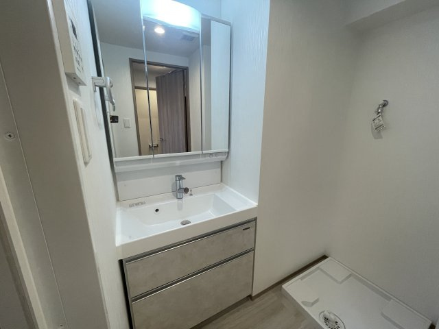 プレジオ永和ASIAN　の独立洗面台