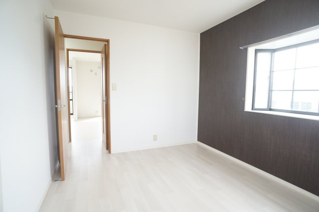 ツインコート弐番館の居間・リビング