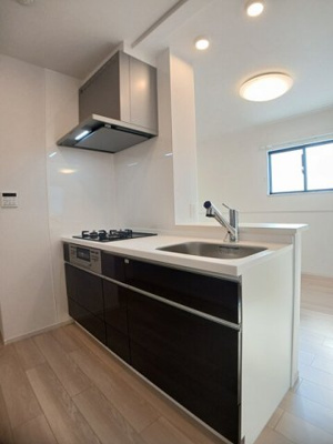 【キッチン】 | カサ・ファミリアⅠ | お料理しやすいキッチンです