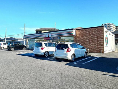 【周辺】 | スウィート岩出Ⅲ | セブンイレブン岩出吉田店様まで650m