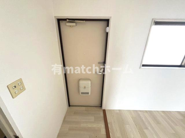 カトレヤマンションの玄関|(参考)同マンション同間取り他部屋の写真