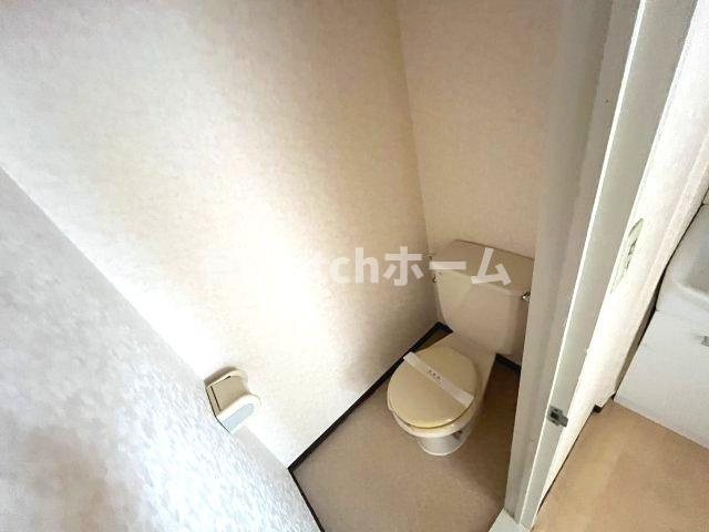 カトレヤマンションのトイレ|(参考)同マンション同間取り他部屋の写真