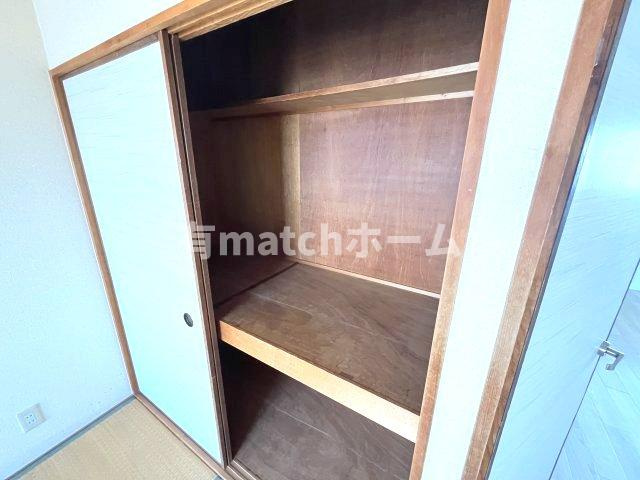 カトレヤマンションの収納|(参考)同マンション同間取り他部屋の写真
