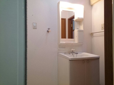 【洗面所】 | ボワノールＢ棟 | コンパクトで使いやすい洗面所