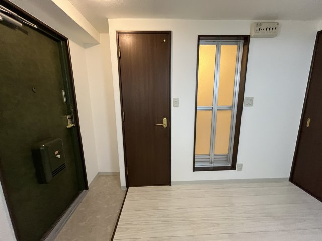 マンションサンベルの玄関