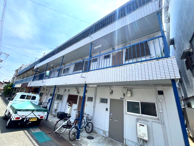 太陽マンション　西棟の外観