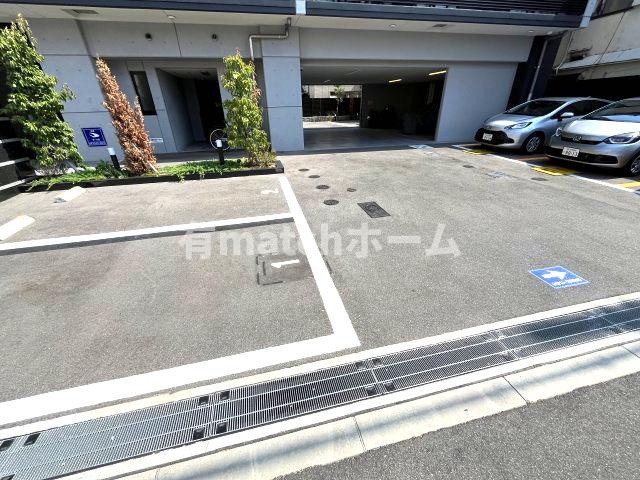 エスリードレジデンス都島シティフロントの駐車場