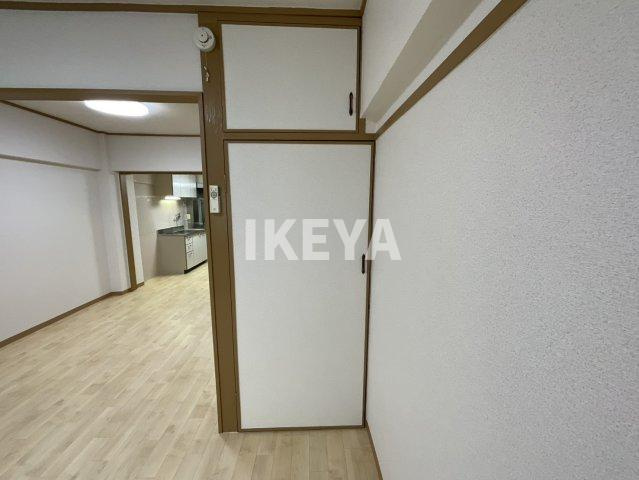 中村ビルマンションの収納