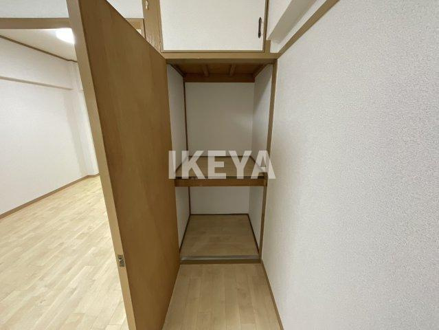 中村ビルマンションの収納