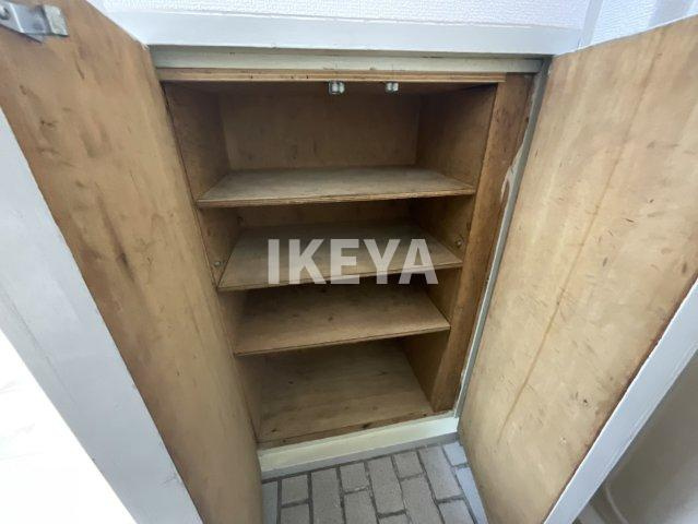 中村ビルマンションの収納