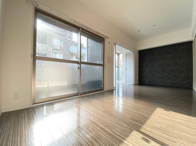 【居間・リビング】 | Stella