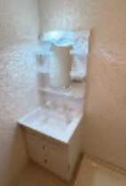 横須賀市二葉２丁目の賃貸マンションの洗面所