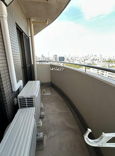 【バルコニー】