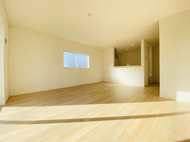 瑞穂市　生津天王東町１丁目（穂積駅） 2階建の居間・リビング