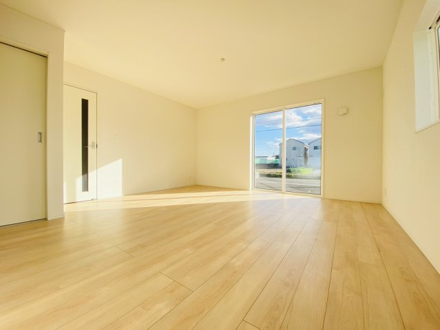 瑞穂市　生津天王東町１丁目（穂積駅） 2階建の居間・リビング