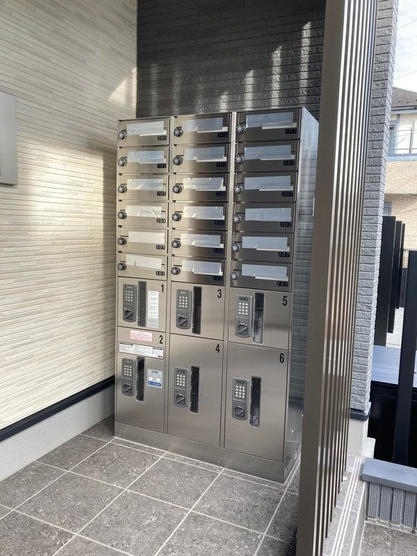 グレイス八潮のエントランス