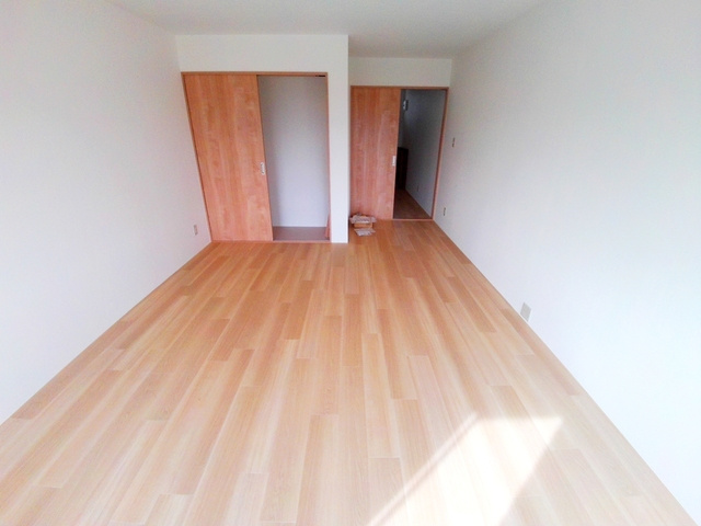 国玉マンションの居間・リビング