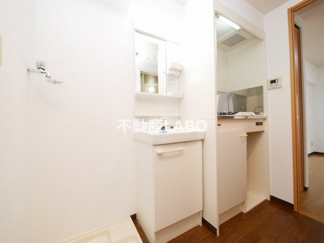 ラナップスクエア上本町の独立洗面台