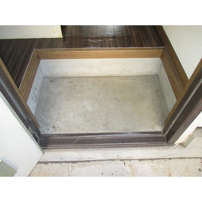 【玄関】 | ファミーユヤマダ