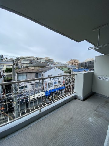 上高丸コーポラスのバルコニー|バルコニー付きです