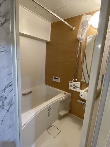 上高丸コーポラスの浴室|コンパクトで使いやすいお風呂です