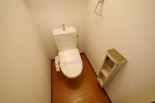 ハイツ四季の里 B棟のトイレ