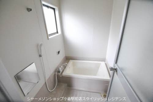 新高田１丁目　貸家の浴室