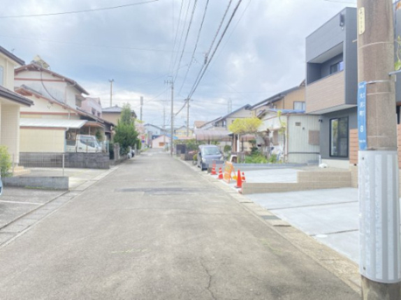 ☆NEW　PRICE☆未入居戸建　静岡市清水区大沢町の前面道路含む現地写真|閑静な住宅地でゆったり落ち着いて暮らせます。