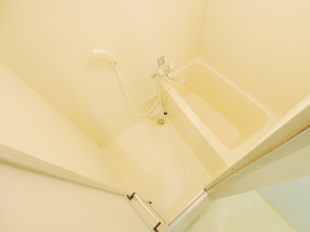 フロール神原の浴室