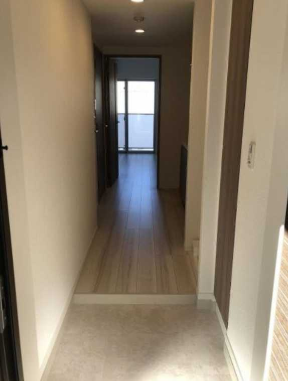 クレヴィスタ三軒茶屋　敷金０　分譲賃貸　ネット無料の玄関